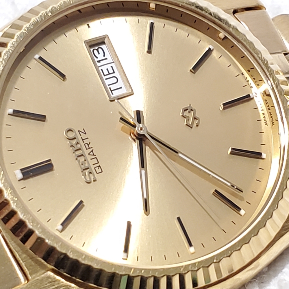 Vintage Seiko SQ Day Date Men's Gold Tone Quartz Watch Stainless Steel One Jewel - Picture 4 of 12